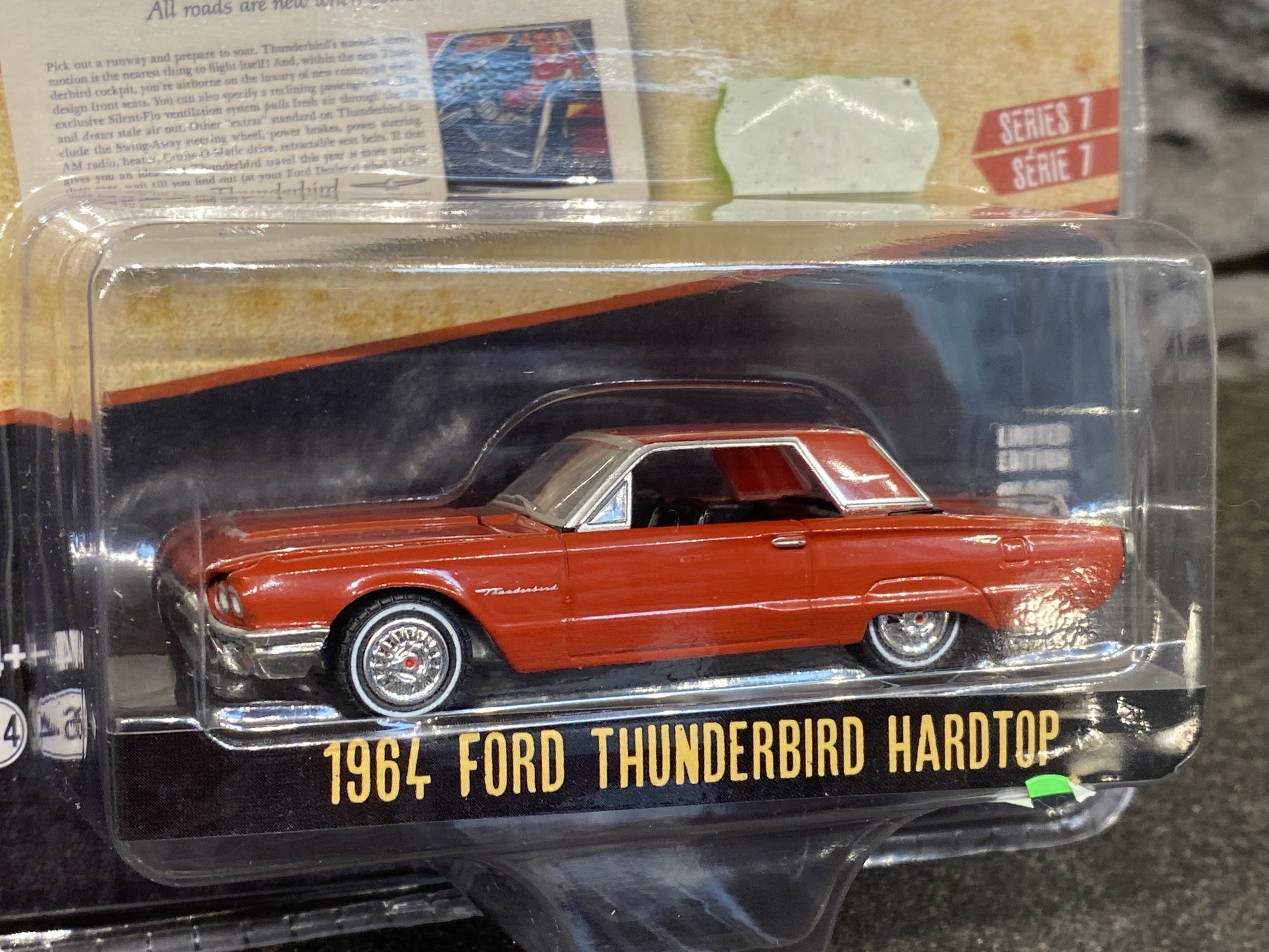 Skala 1/64 Ford Thunderbird Hardtop 64' Ser.7 "Vintage AD Cars" fr Greenlight
