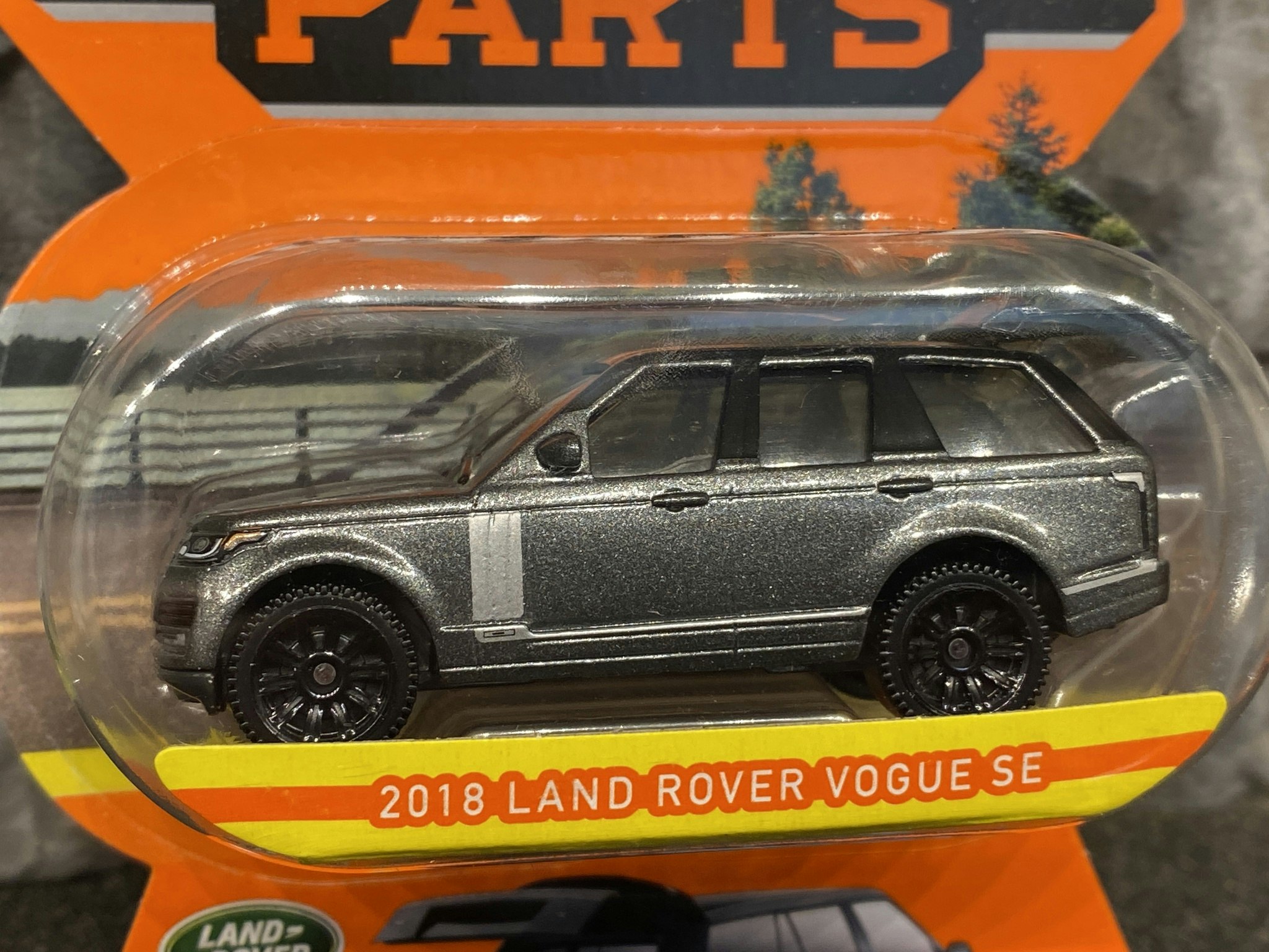 Skala 1/64 Matchbox "Moving parts" - Land Rover Vouge SE 2018'