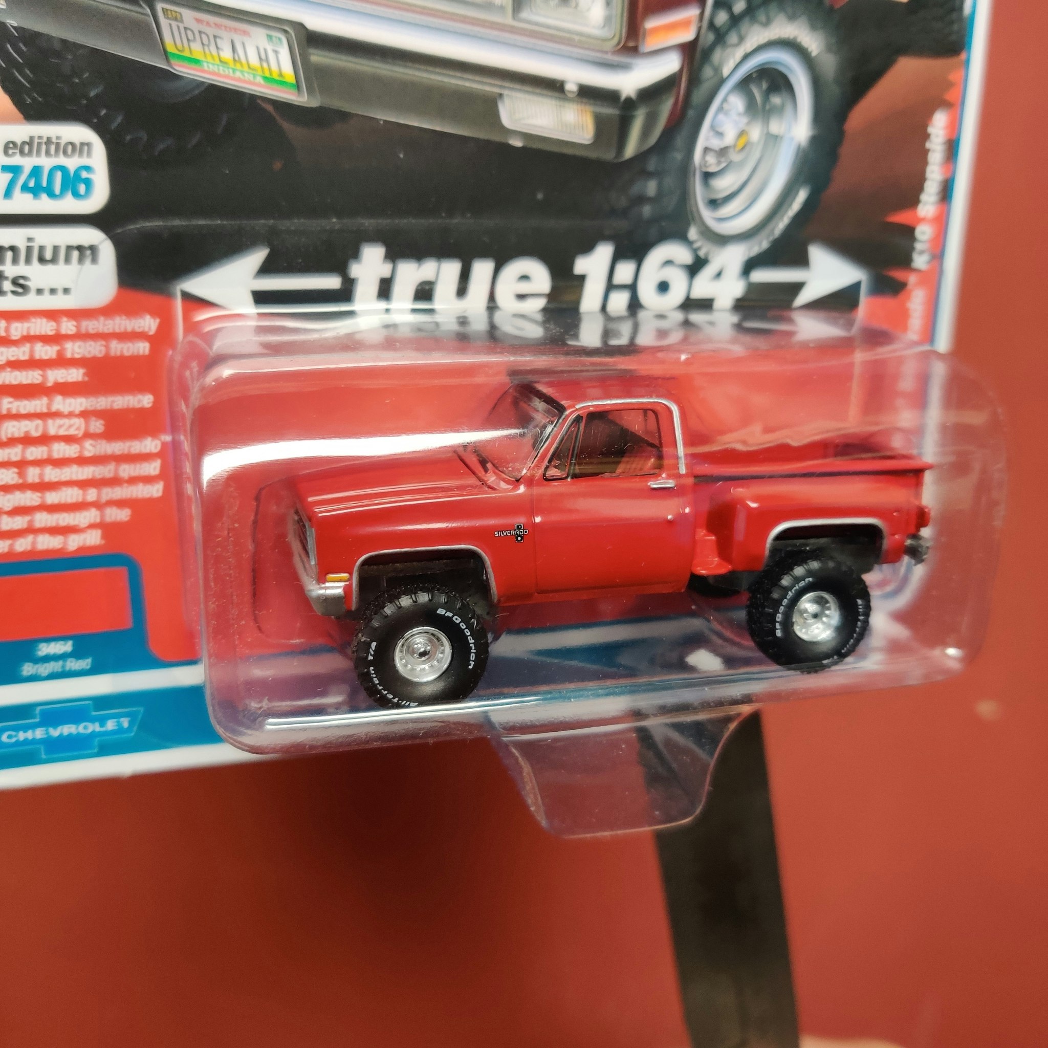 Skala 1/64 Chevy Silverado K10 Stepside 86' fr AUTO WORLD Lim. Ed. Rel. 1 Ver A