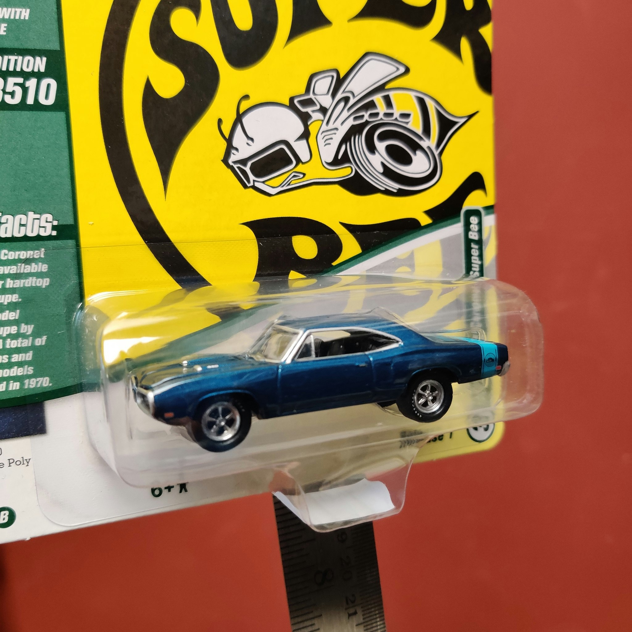 Skala 1/64 - Dodge Coronet Super Bee 70' Rel.1.Ver.B från Johnny Lightning