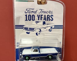 Skala 1/64 Ford F-150 Ranger XLT 76' - "Ford Trucks 100 years Anniversary" från Greenlight