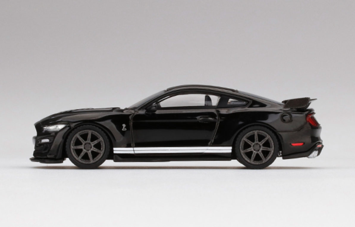 Skala 1/64  Ford Mustang Shelby GT500 Shadow Black Vänsterstyrd fr MINI GT