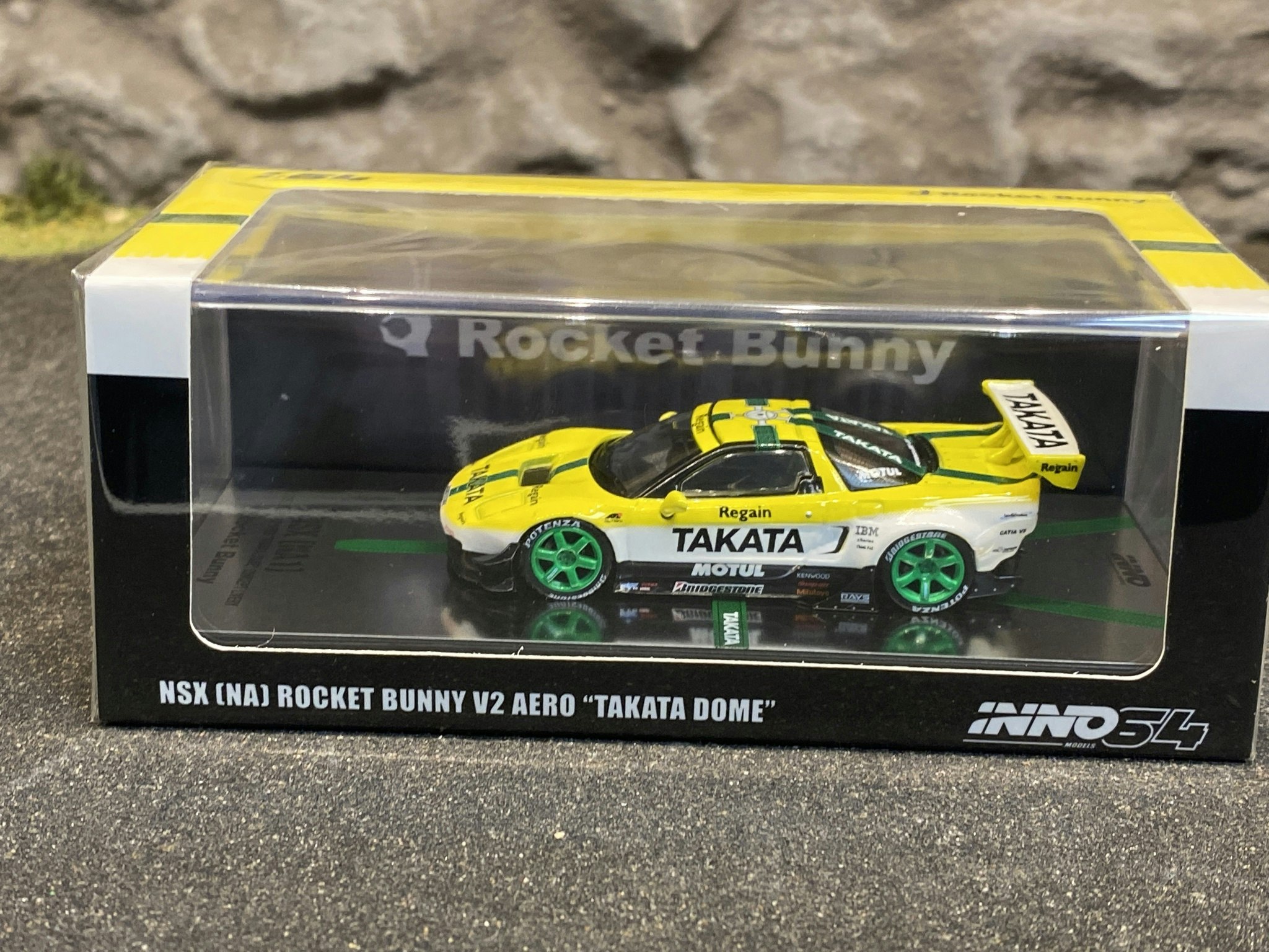 Skala 1/64 NSX Na Rocket Bunny V2 AERO "Takata Dome" fr Inno64