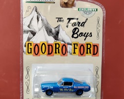 Skala 1/64 Ford Mustang 65' "The Ford Boys - Bill Goodro Ford" från GreenLight Excl.