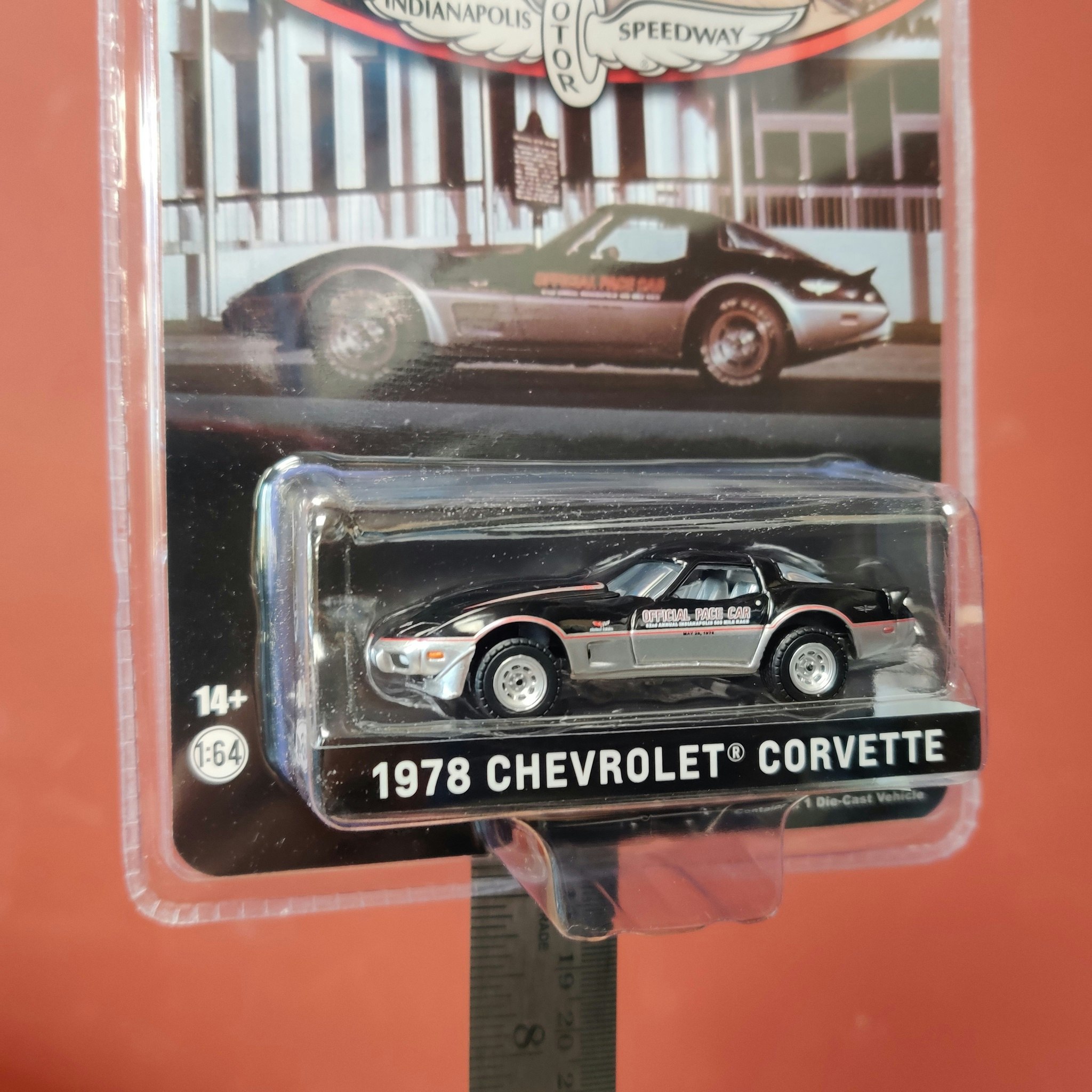 Skala 1/64 Chevrolet Corvette 78' "Indianapolis Motor Speedway" fr Greenlight Excl.