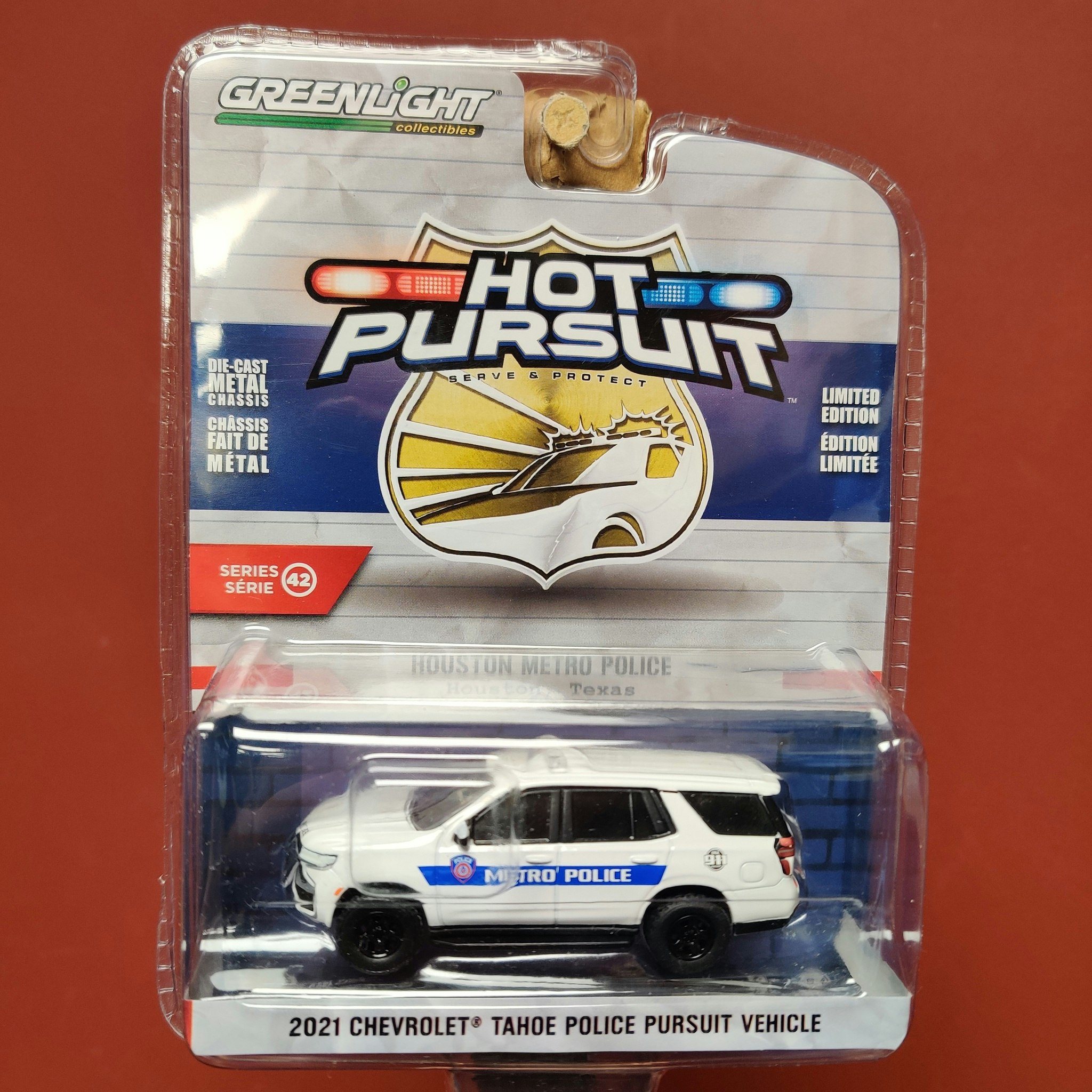 Skala 1/64 Chevrolet Tahoe Police Pursuit Vehicle 21' "Hot Pursuit" från Greenlight