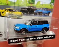 Skala 1/64 Ford Bronco Sport Badlands 22' "Showroom Floor" Ser.1 från Greenlight