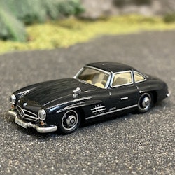 Skala 1/87 - Mercedes-Benz 300 SL Måsvinge, Svart från Ricko Ricko