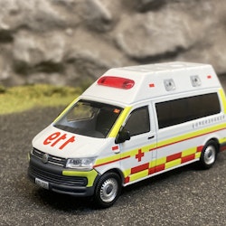 Skala 1/64 - Volkswagen T6 Transporter Ambulance - Fire Department Taiwan fr Tiny