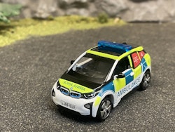 Skala 1/64 BMW i3 Scottish Ambulance Service fr Tiny Toys