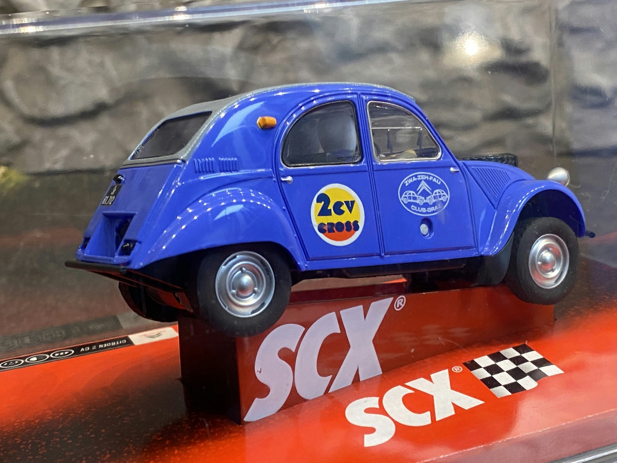 Skala 1/32 Analog SCX Bil till Bilbana: Citroen 2 CV - Blå