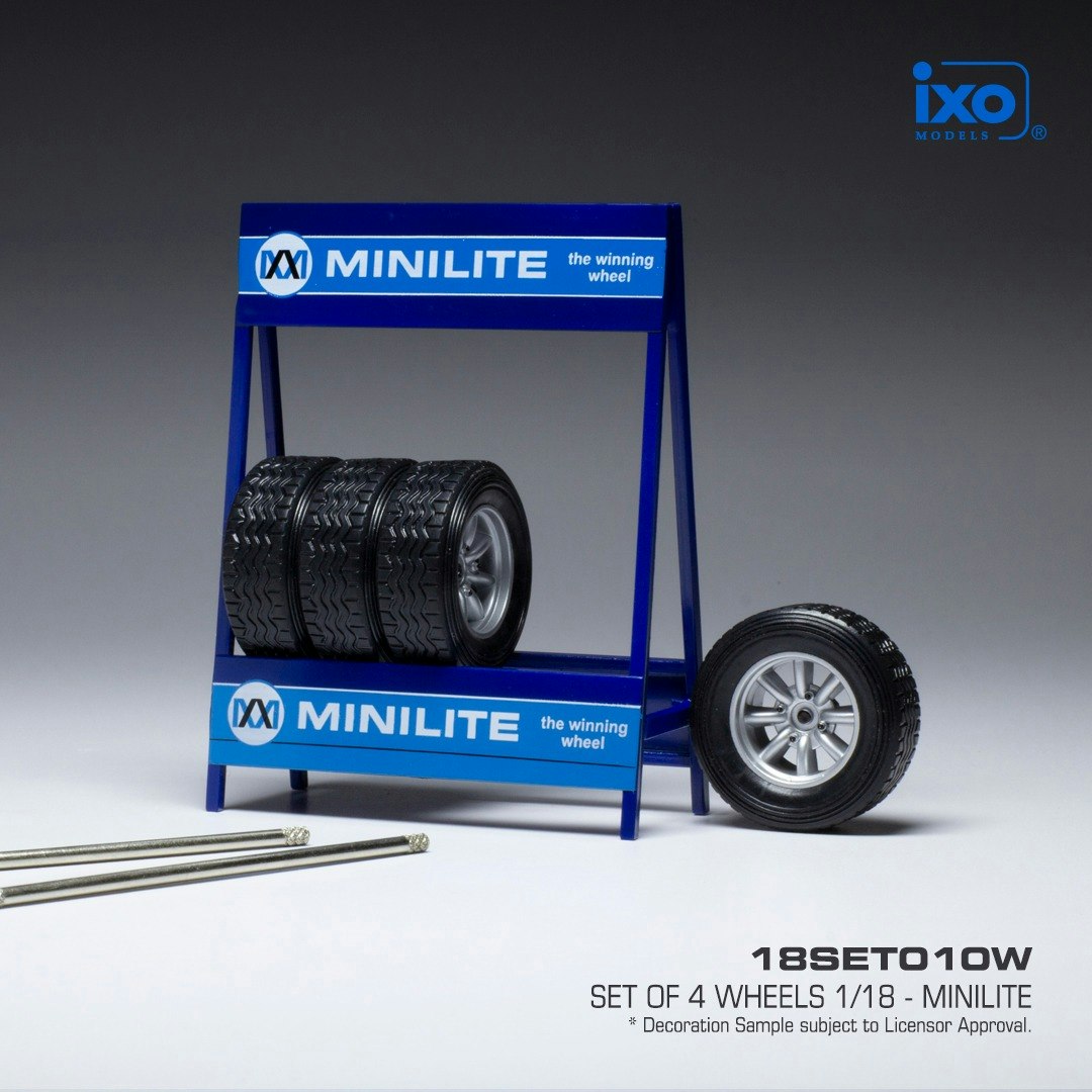Skala 1/18 Racing-set 4 Hjul med ställ, MINILITE från IXO Models