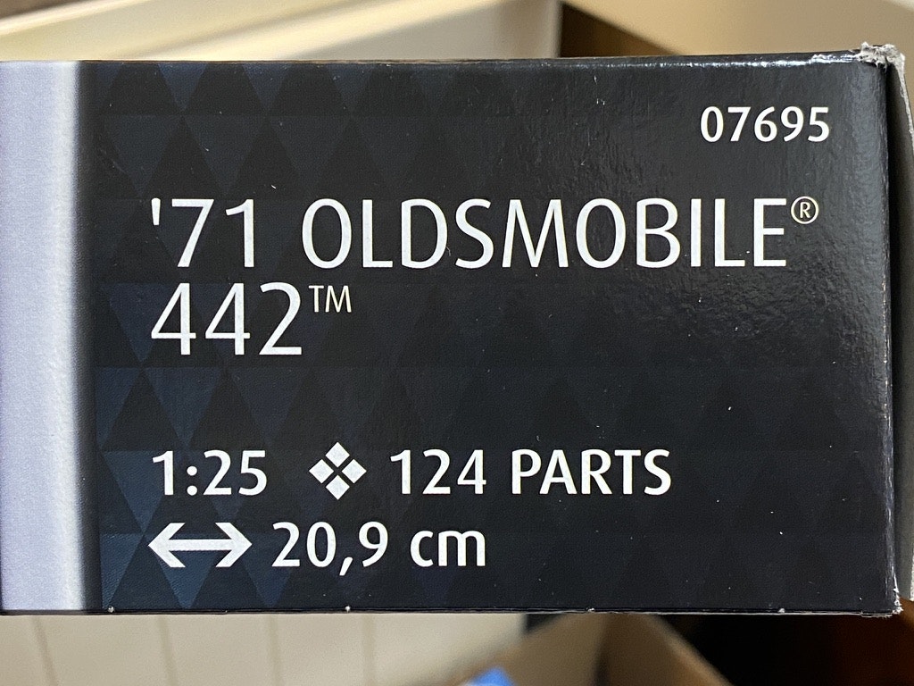 Skala 1/25 Byggmodell Oldsmobile 442 71' fr Revell