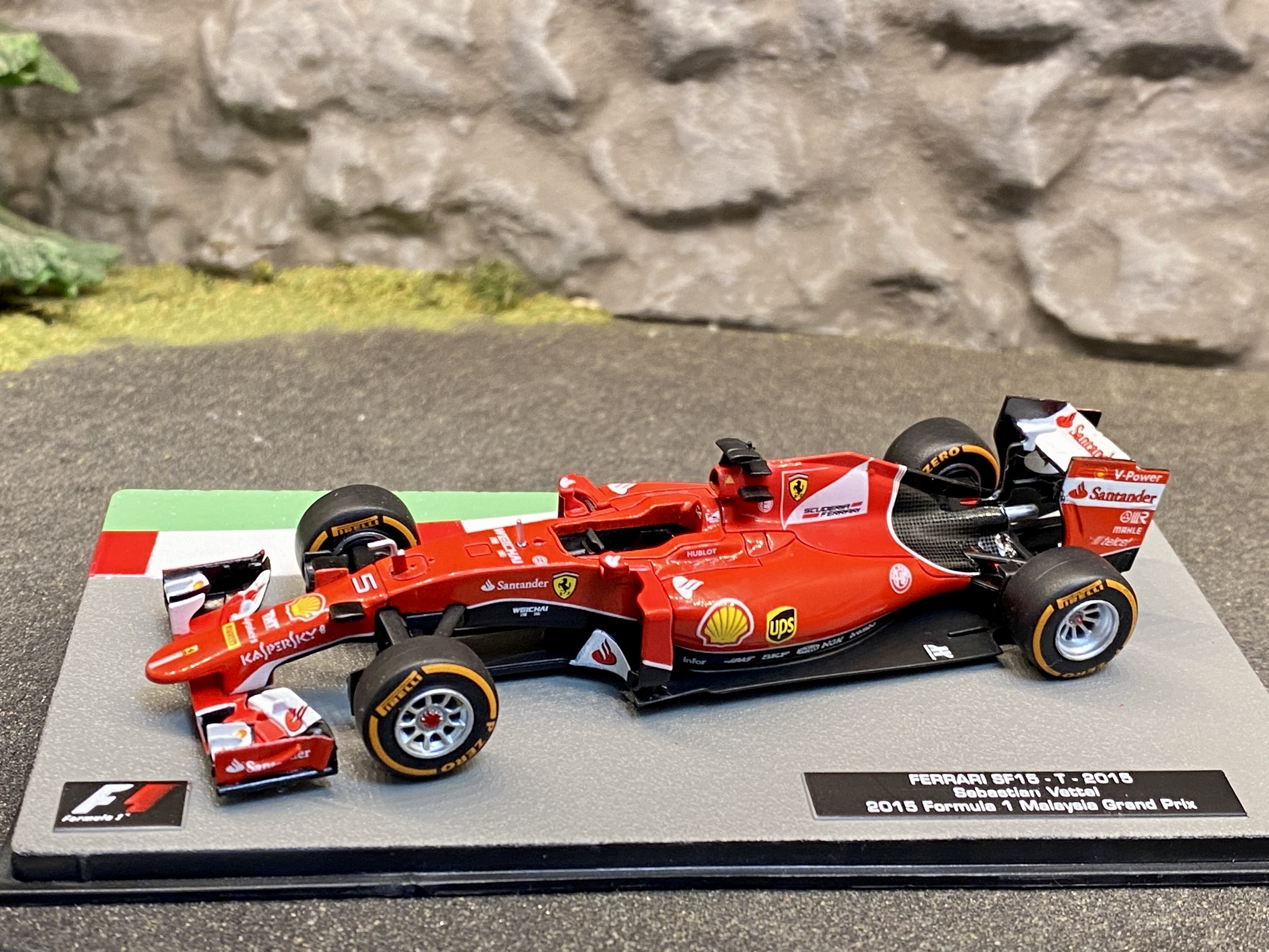 Skala 1/43 Formula 1, Ferrari SF15- T - 2015 - Sebastain Vettel