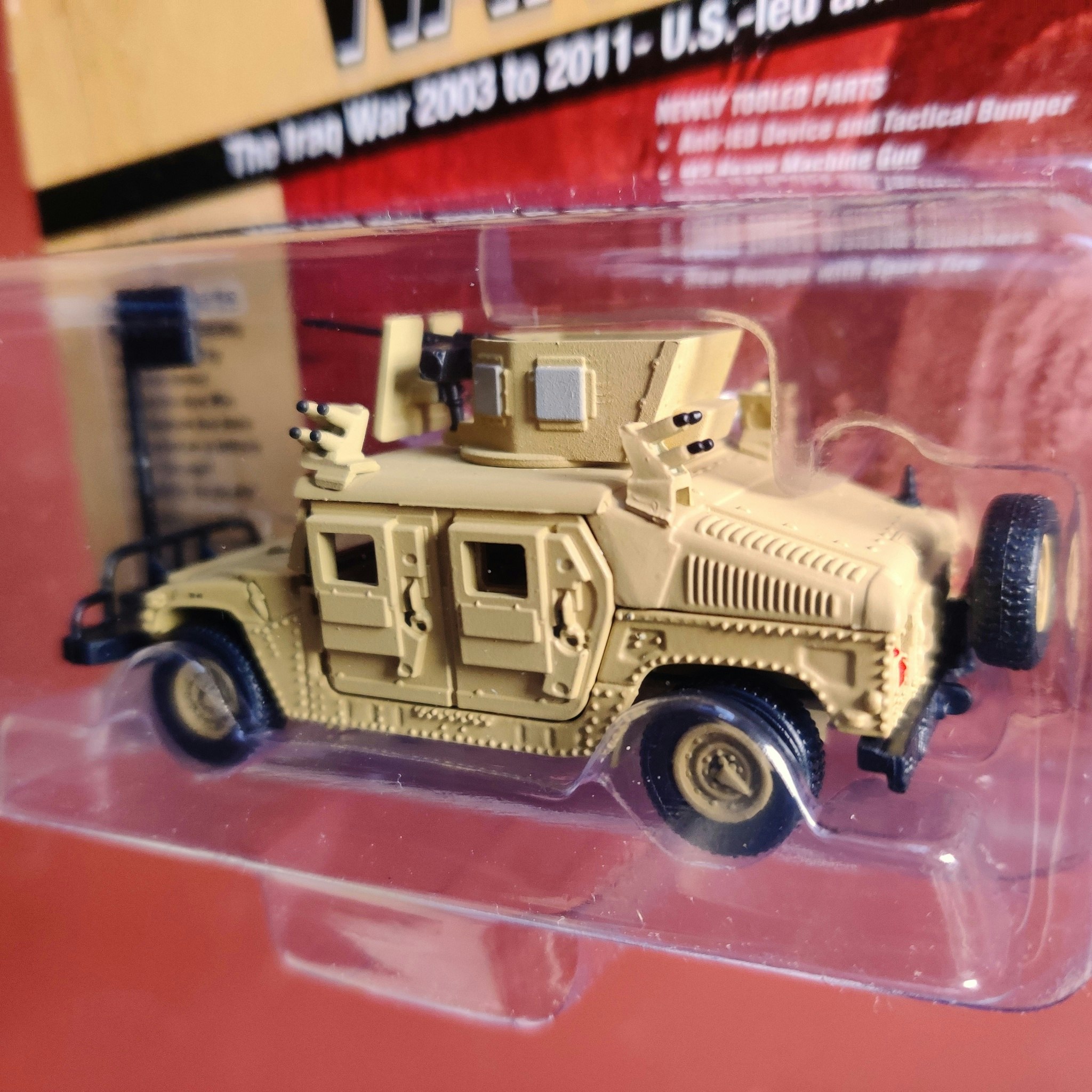 Skala 1/64 - M1114 HA [Heavy] Up-armed HMMWV Rel.1 Ver.A fr Johnny Lightning