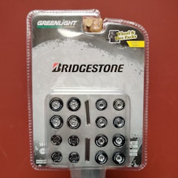 Skala 1/64 Bridgestone 4 uppsättningar Fälg & Däck med axlar Ser.7 från Greenlight