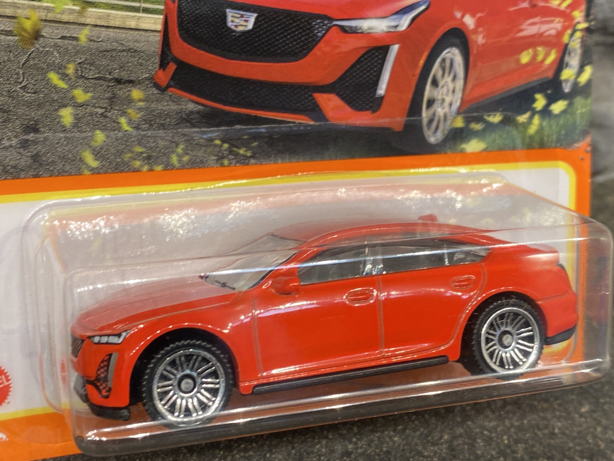 Skala 1/64 Matchbox - Cadillac CT5-V 2021', Röd