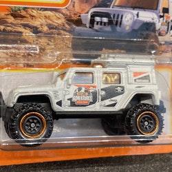 Skala 1/64 Matchbox - Jeep Wrangler Superlift, Vit