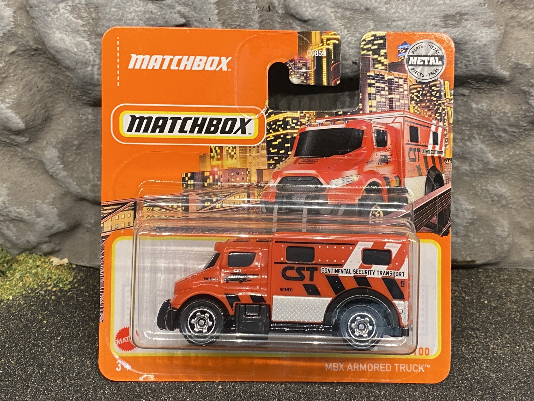 Skala 1/64 Matchbox - MBX Armored Truck  - Continental Security Transport