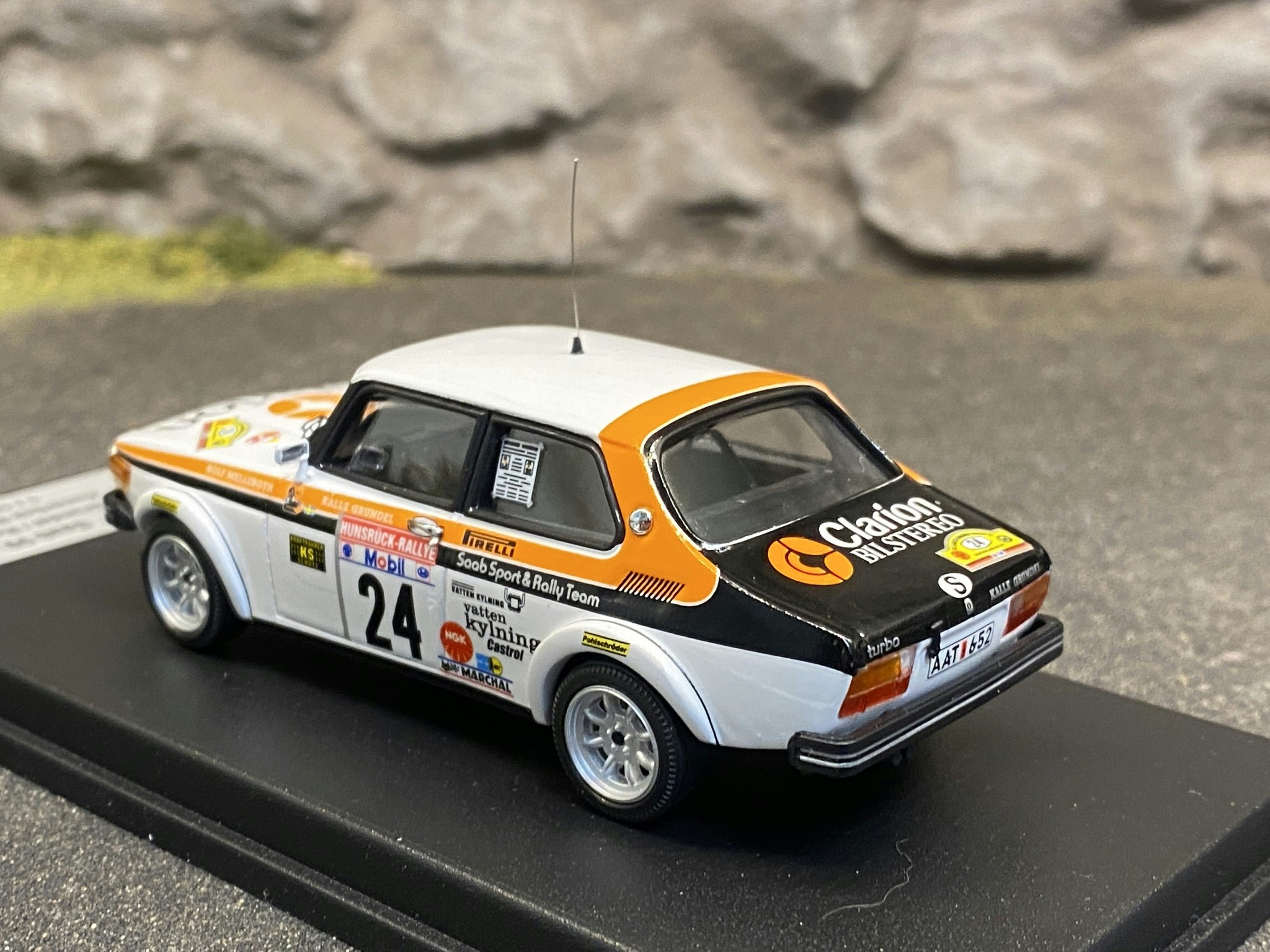 Skala 1/43 Saab 99, GRC Rallye Hunsrueck, K.Grundel/R.Melleroth 81' f Troféu