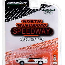 Skala 1/64 Chevrolet Camaro convertible 69' "North Wilkesboro Speedway" fr Greenlight Excl.