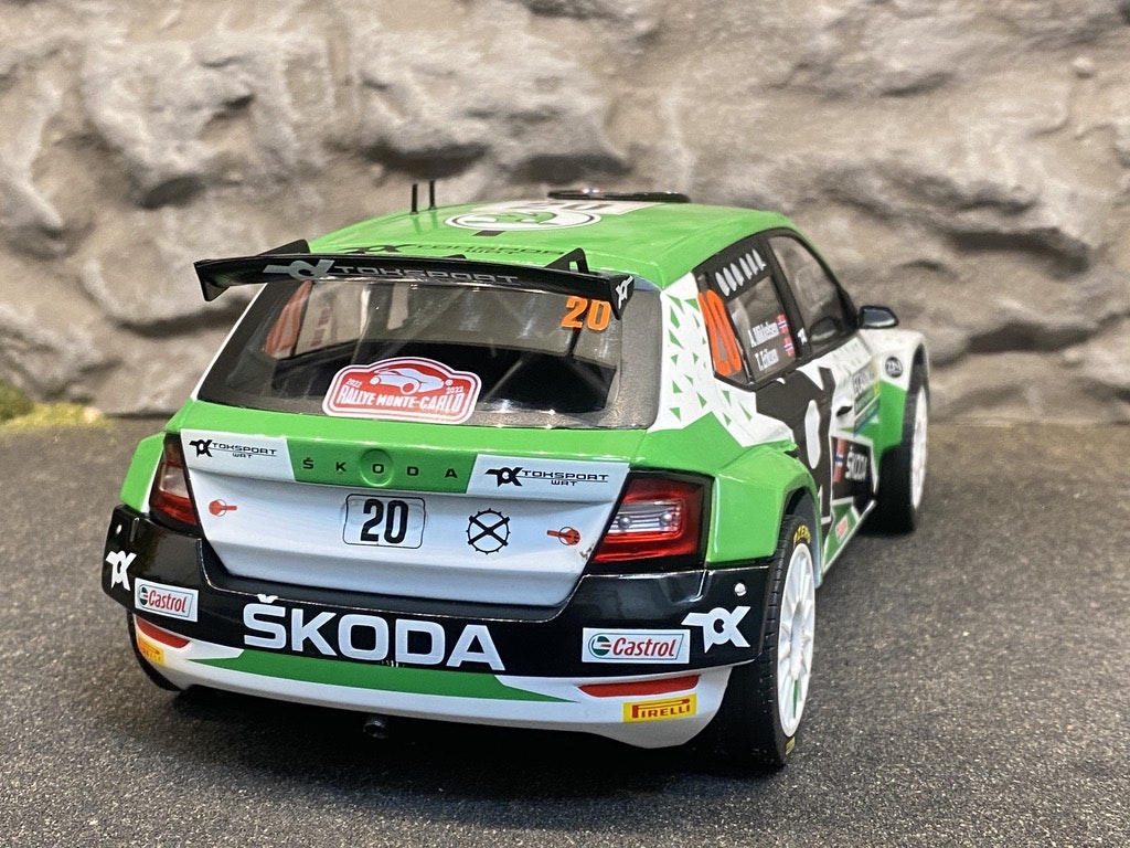 Skala 1/18 ŠKODA FABIA RALLY2 EVO #20 A.MIKKELSEN/T.ERIKSEN 22' fr IXO Models