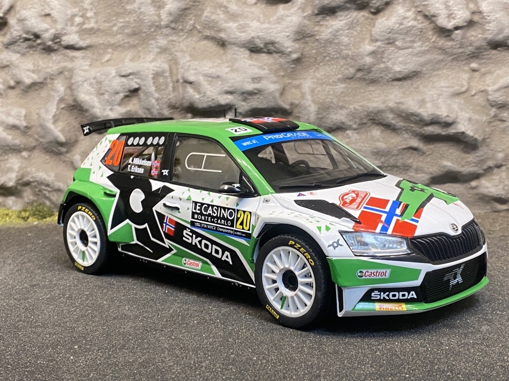 Skala 1/18 ŠKODA FABIA RALLY2 EVO #20 A.MIKKELSEN/T.ERIKSEN 22' fr IXO Models