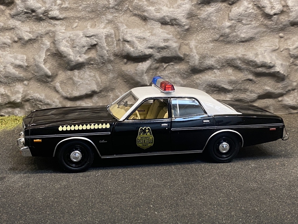 Skala 1/24 Dodge Monaco 77' 