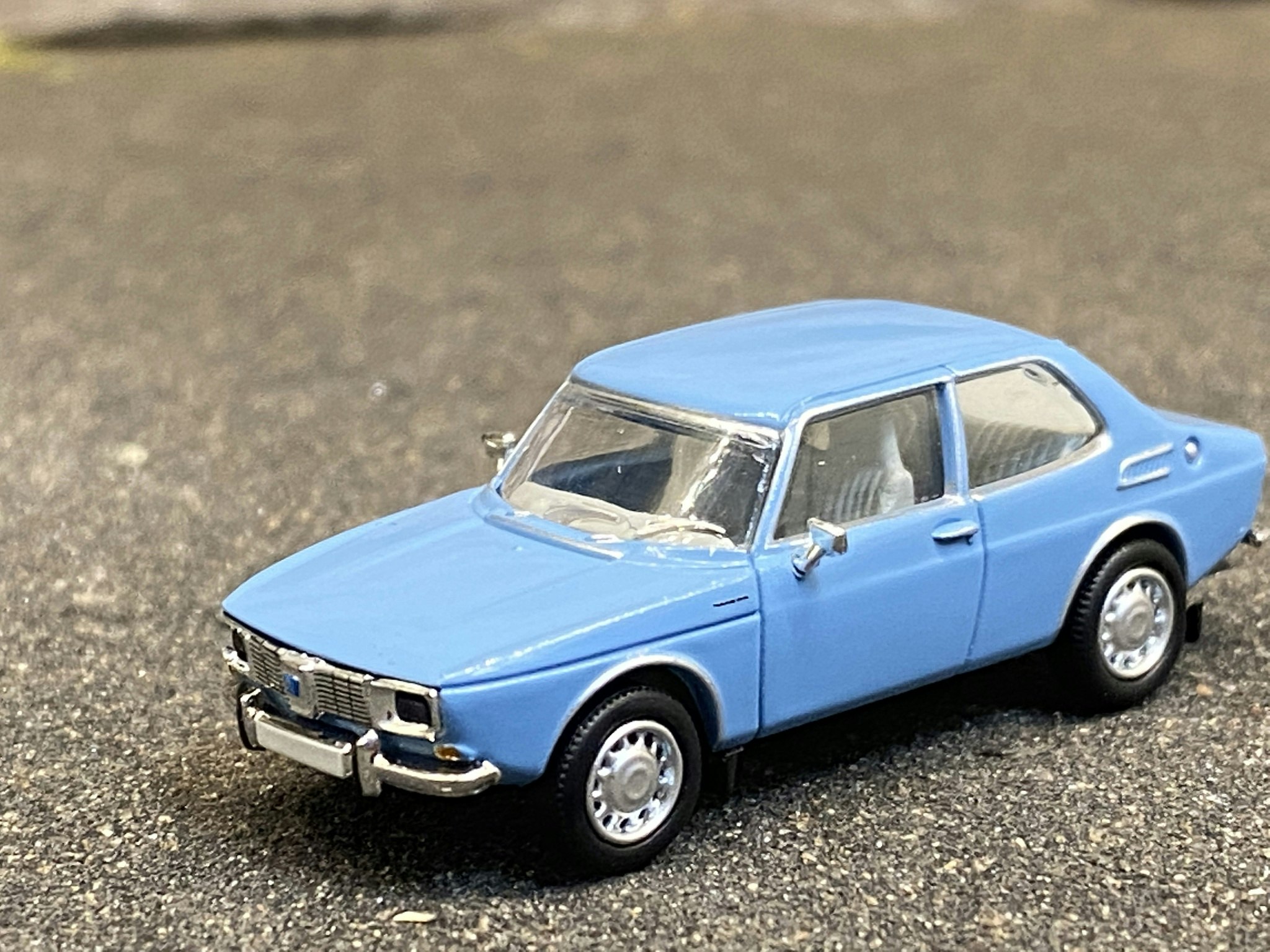 Skala 1/87 - SAAB 99, Ljusblå från PCX87