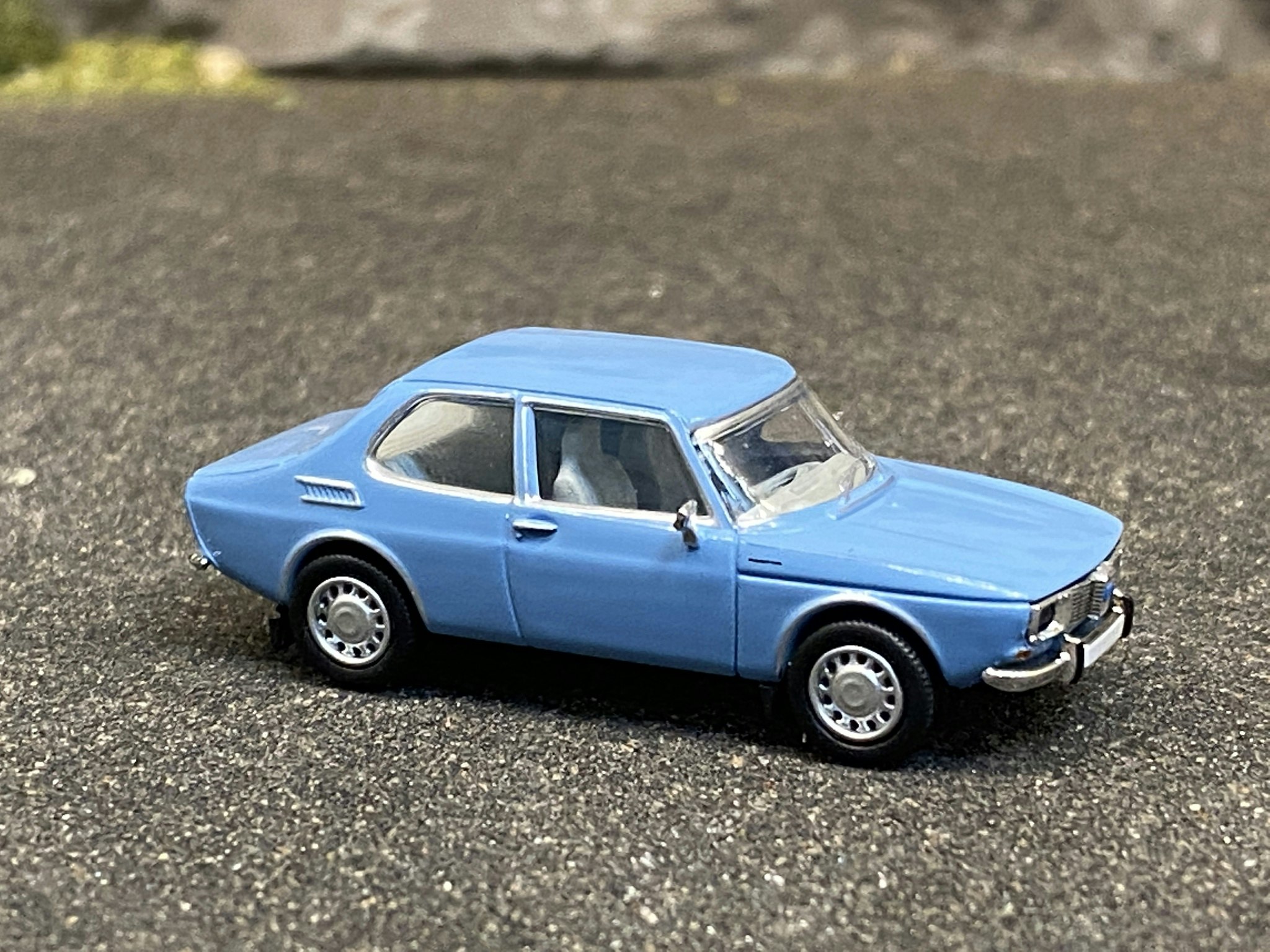 Skala 1/87 - SAAB 99, Ljusblå från PCX87