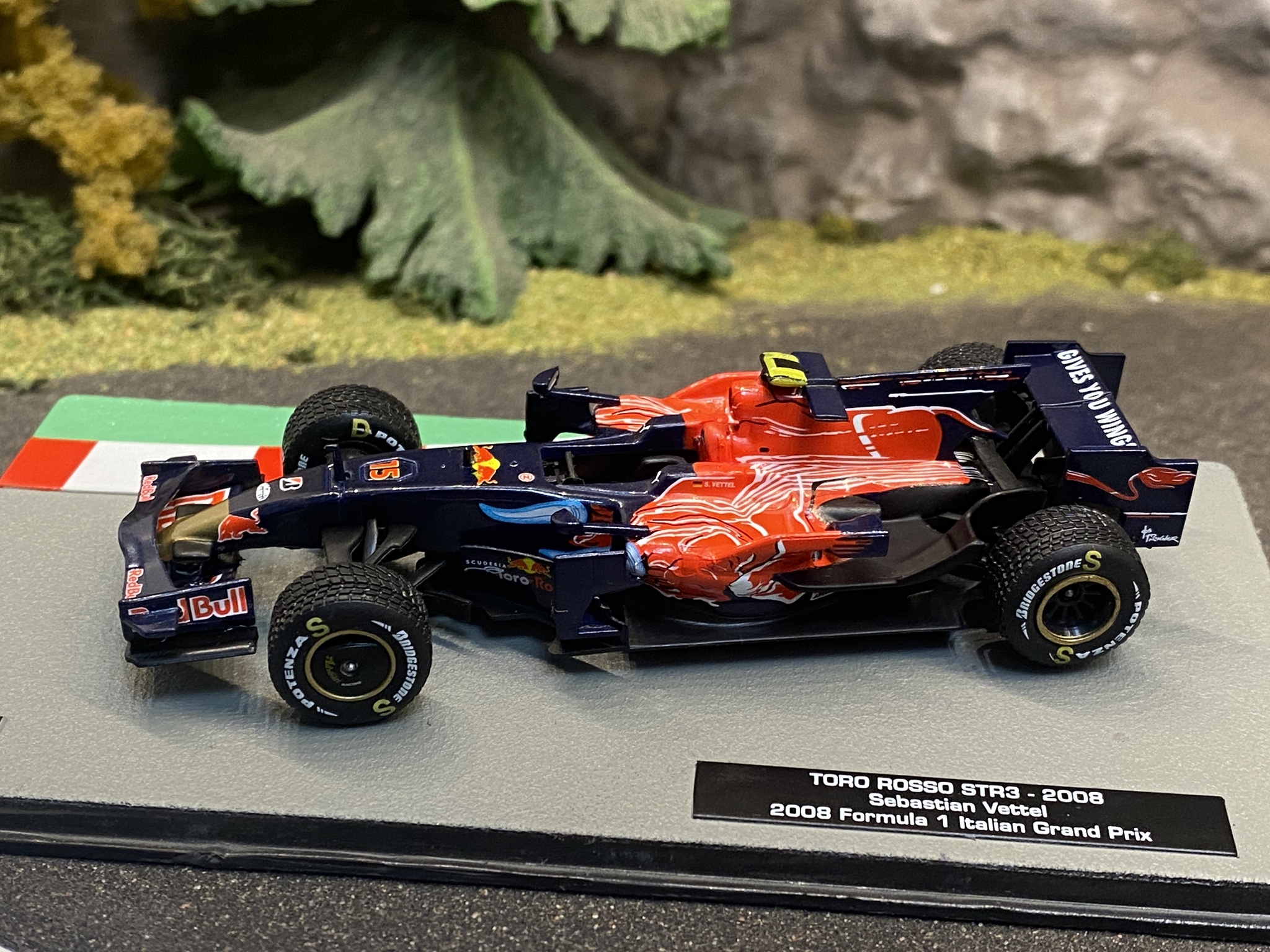 Skala 1/43 Formula 1, Toro Rosso STR3 - 2008 - Sebastian Vettel - Italian GP 2008
