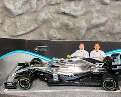 Skala 1/43 - F1 Mercedes AMG Petronas F1 W10 EQ Power+ #77 V.Bottas fr Bburago 38036