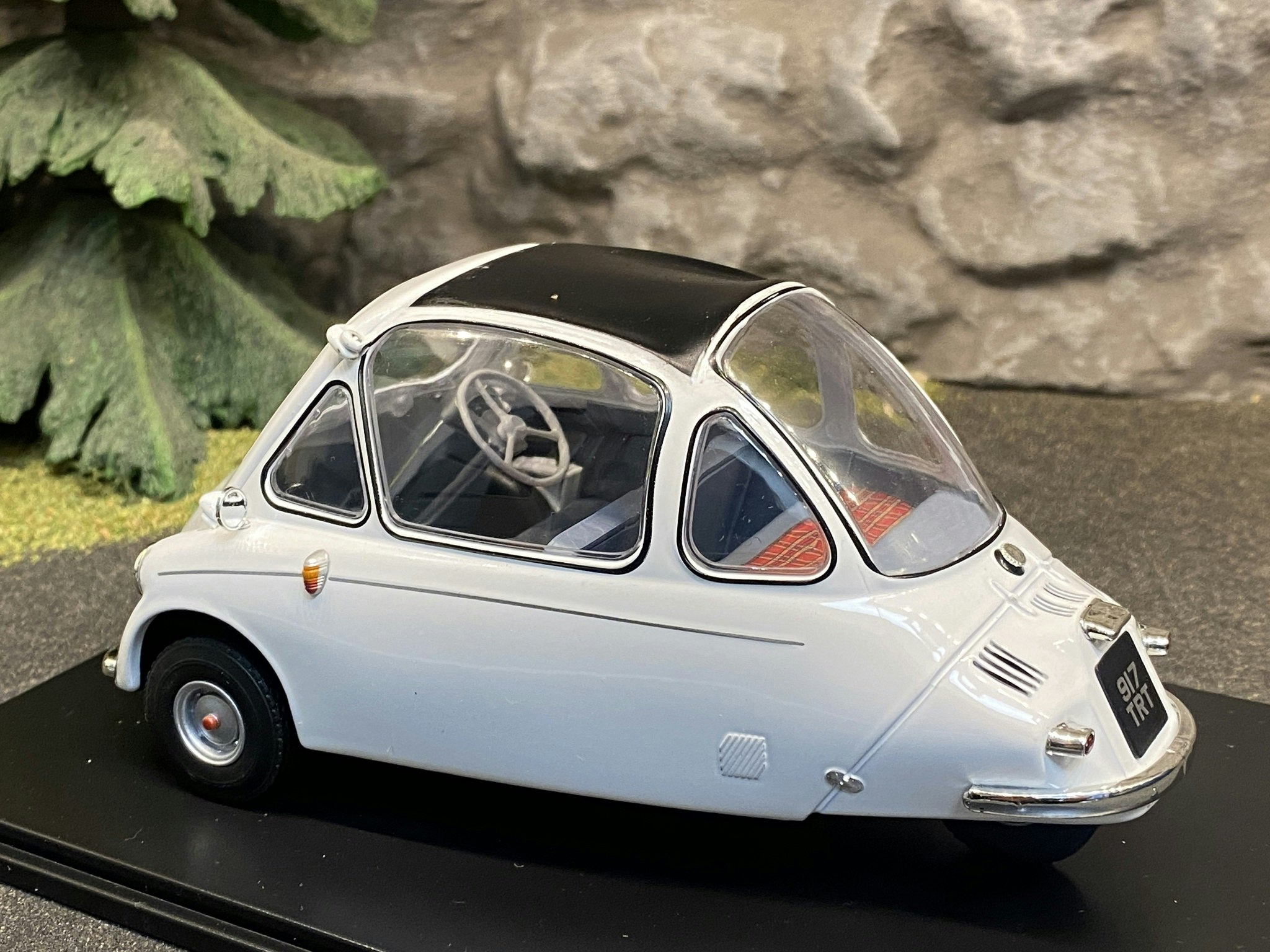 Skala 1/18 Heinkel Trojan, Grekiskt Vit fr Oxford Automobile Company