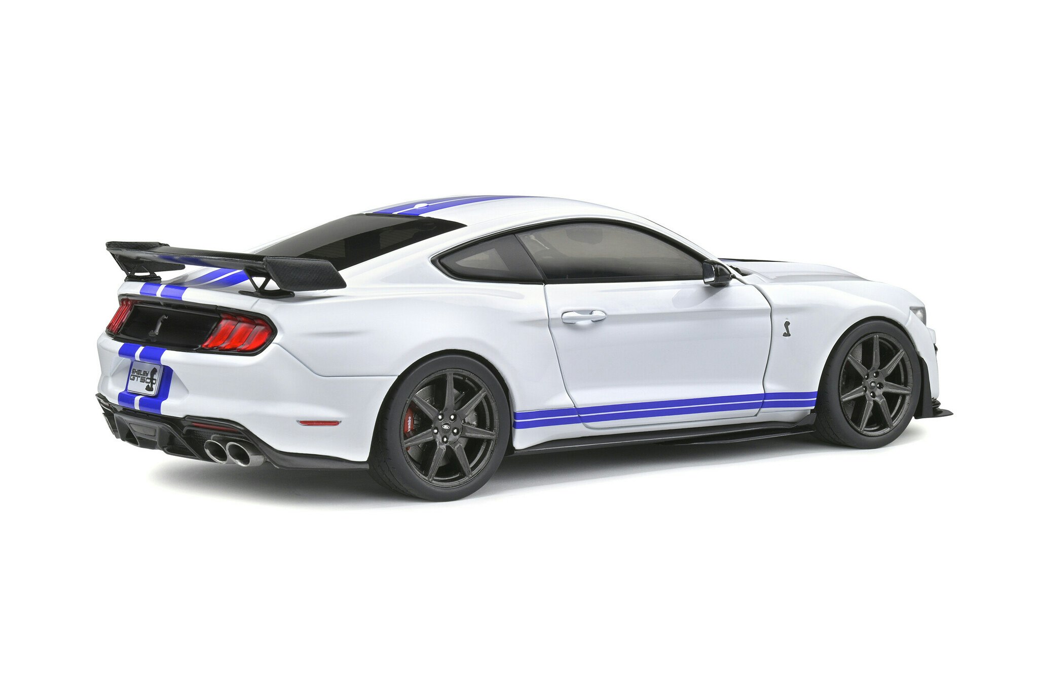 Skala 1/18: FORD GT500 FAST TRACK – OXFORD WHITE – 2020 fr. SOLIDO