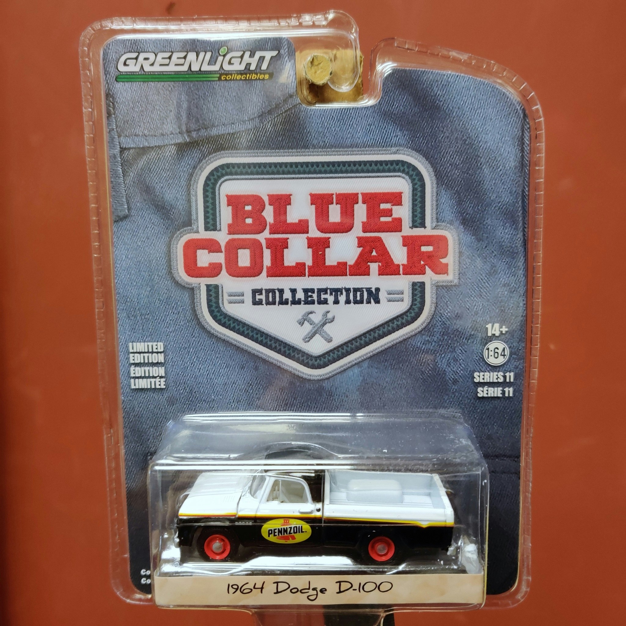 Skala 1/64 Greenlight Dodge D-100 64' PENNZOIL "Blue Collar"