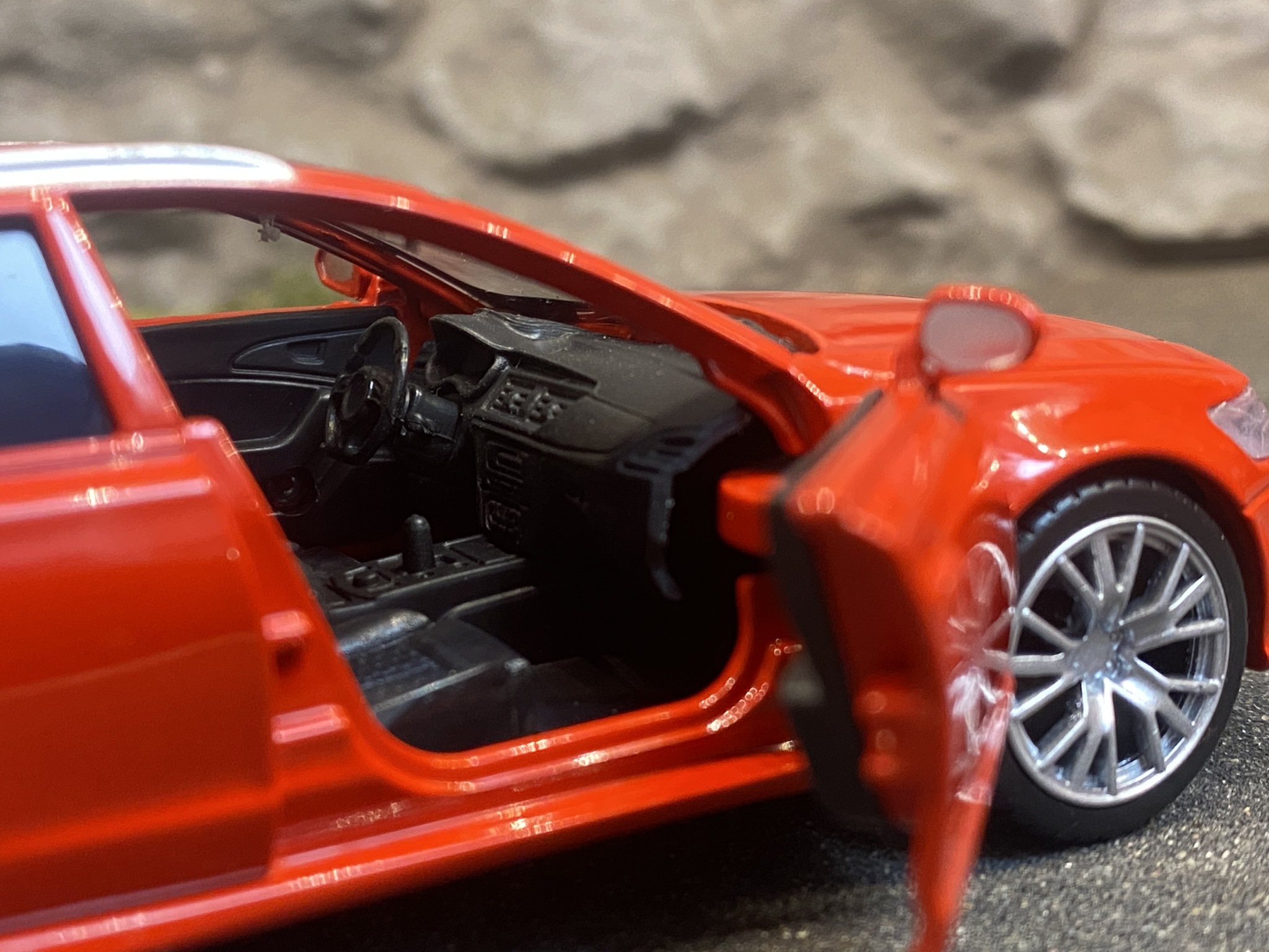 Skala 1/36 Audi RS6, Röd från Tayumo