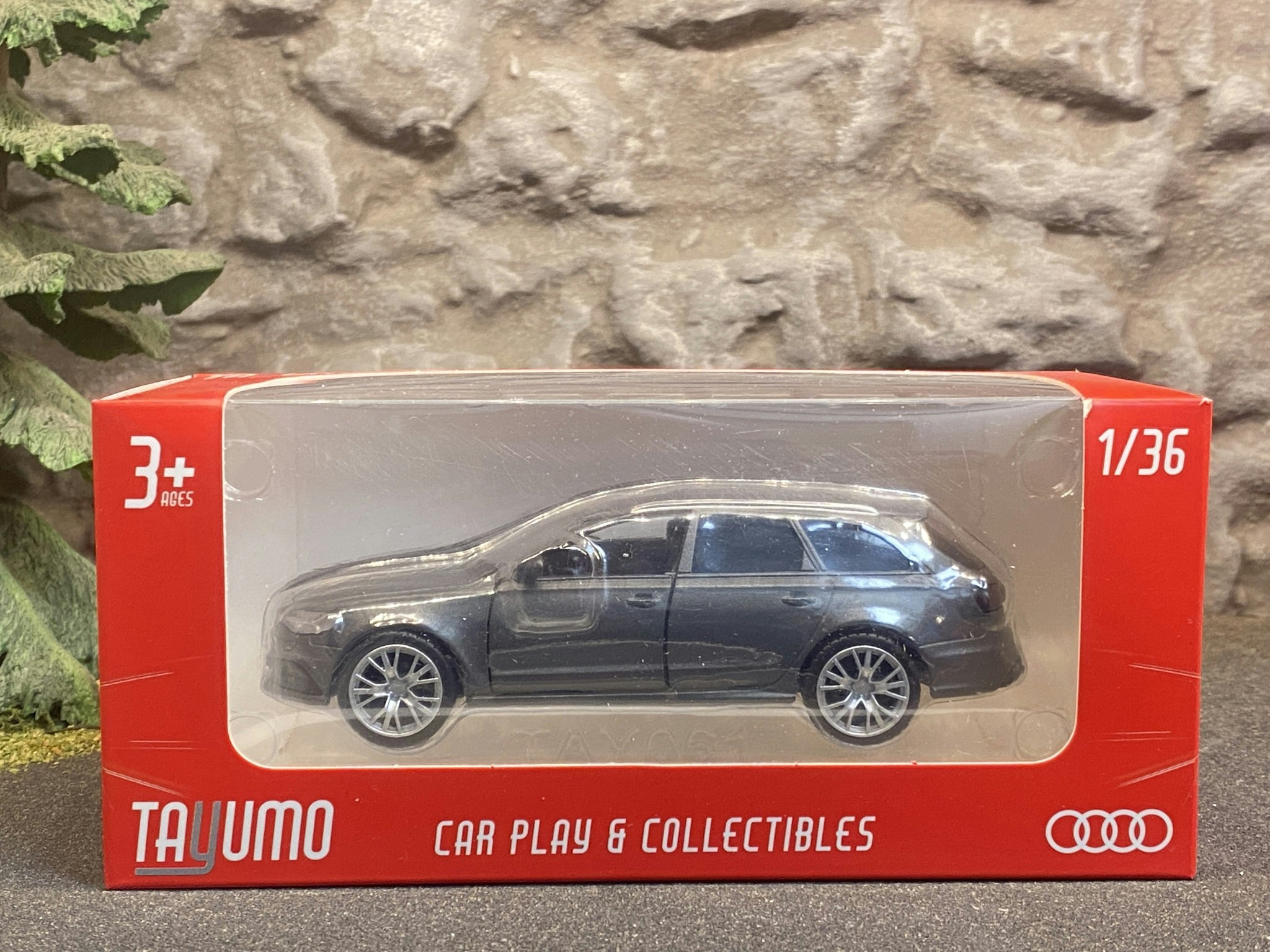 Skala 1/36 Audi RS6, Matt Grå från Tayumo