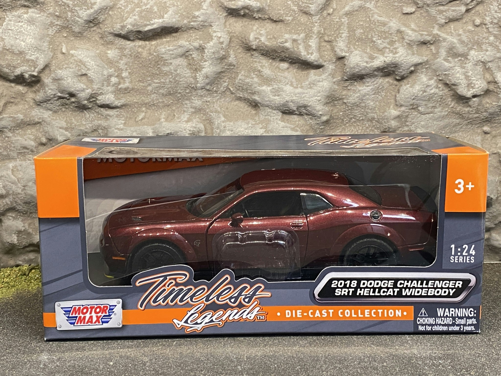 Skala 1/24: Dodge Challenger SRT Hellcat Widebody 18', Vinröd fr MotorMax