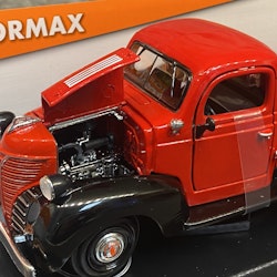 Skala 1/24 Plymouth Pickup 41' Röd fr Motor Max