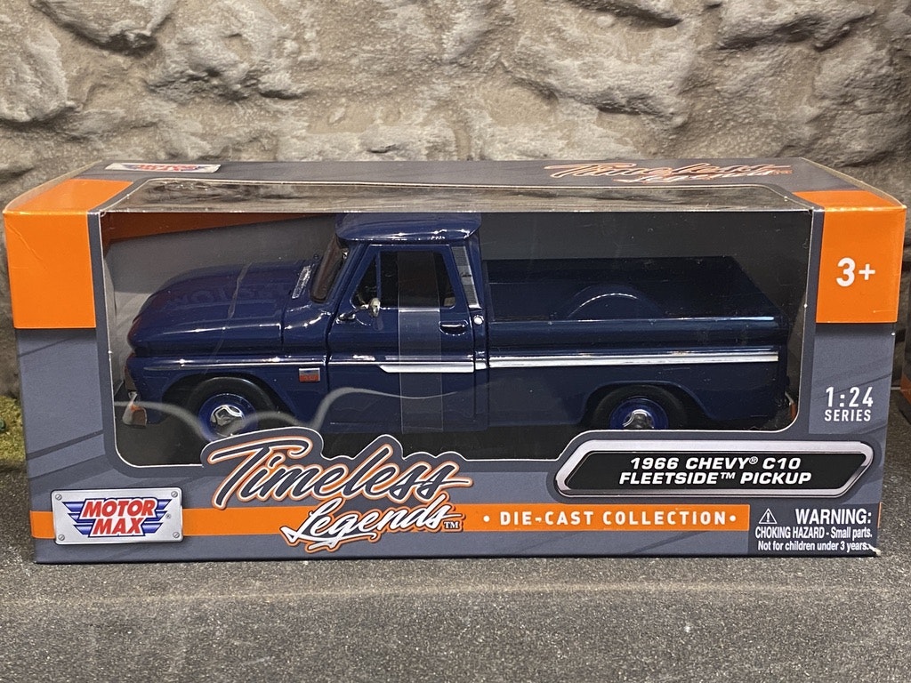 Skala 1/24 Chevy C10 Fleetside Pickup 66' Röd fr Motor Max