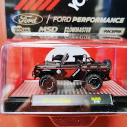 Skala 1/64 Ford Bronco 71' YOKOHAMA fr M2