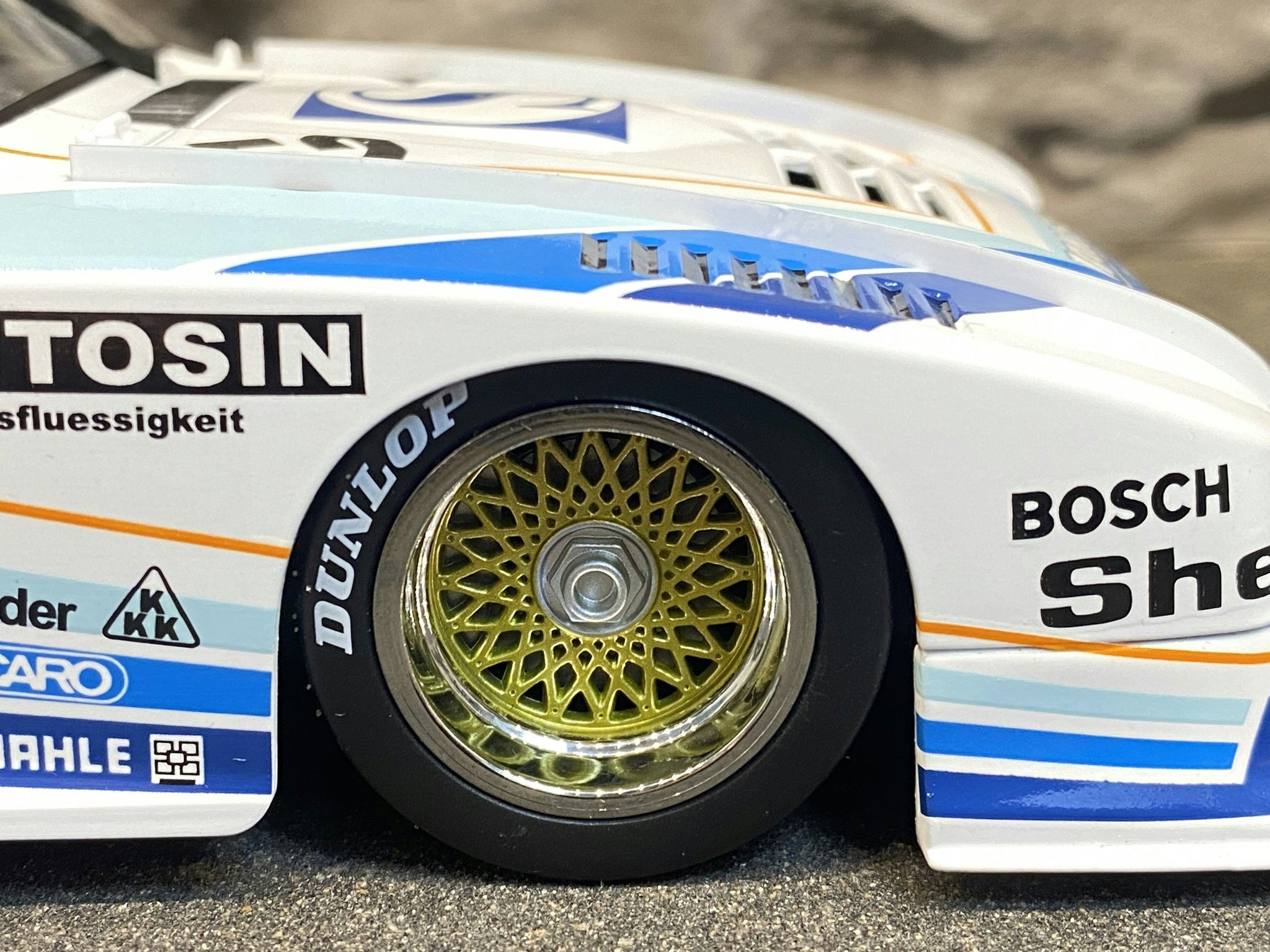 Skala 1/18 Ford Capri  Turbo Gr 5 #52 Zakspeed fr MCG / Model Car Group