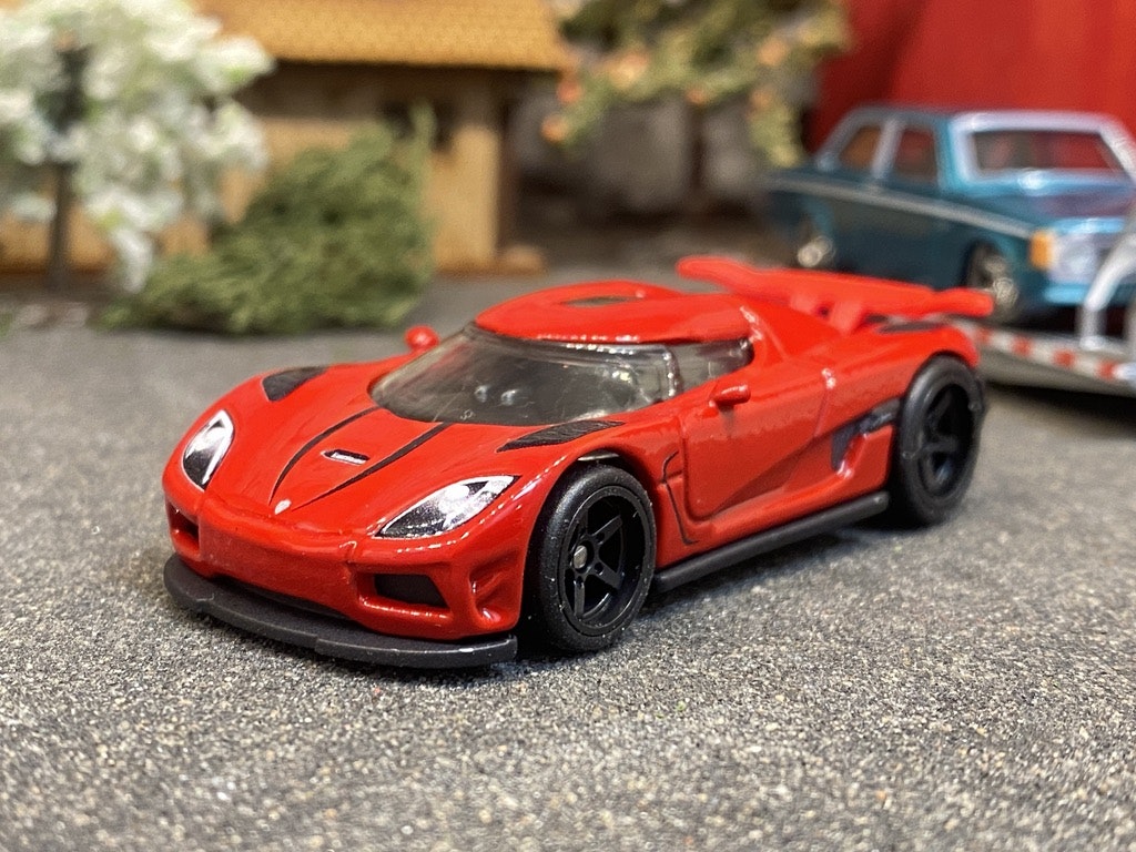 Skala 1/64 Hot Wheels Premium, "Exotic Envy" - Koenigsegg Agera R