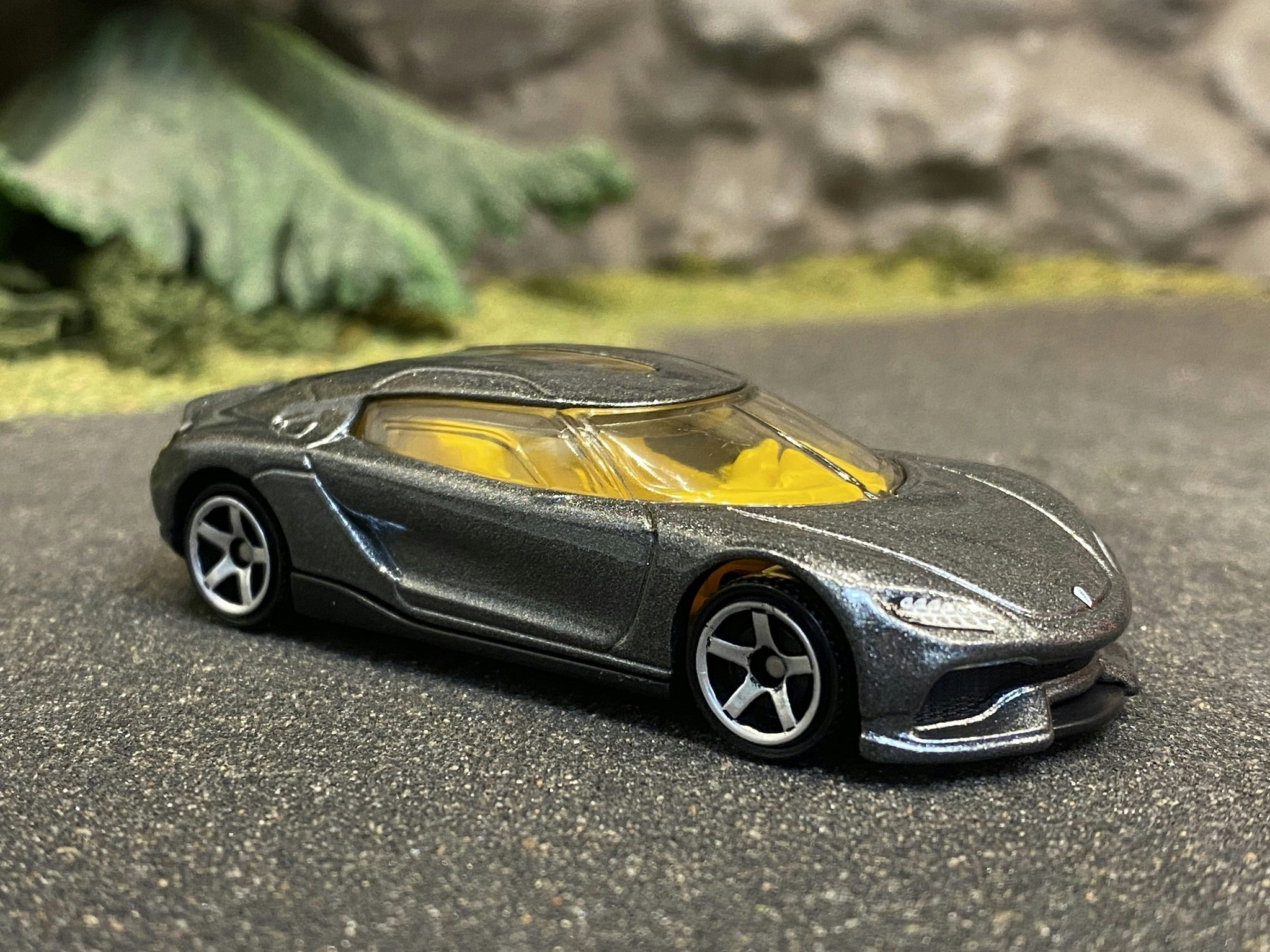 Skala 1/64 Matchbox - Koenigsegg Gemera 2021'