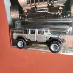 Skala 1/64 Hot Wheels Premium - Fast & Furious: Jeep Gladiator