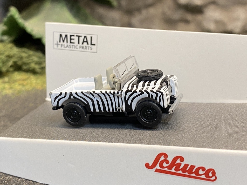 Skala 1/87 H0, Land Rover 88 Zebra-randig fr Schuco