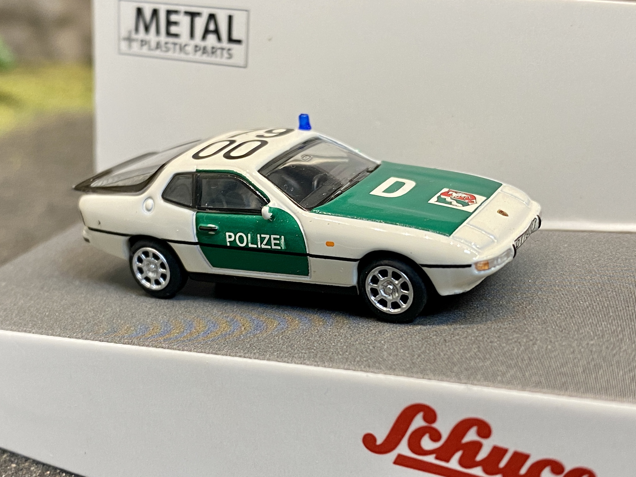 Skala 1/87 H0, Porsche 924 Polizei, Tysk polisbil fr Schuco