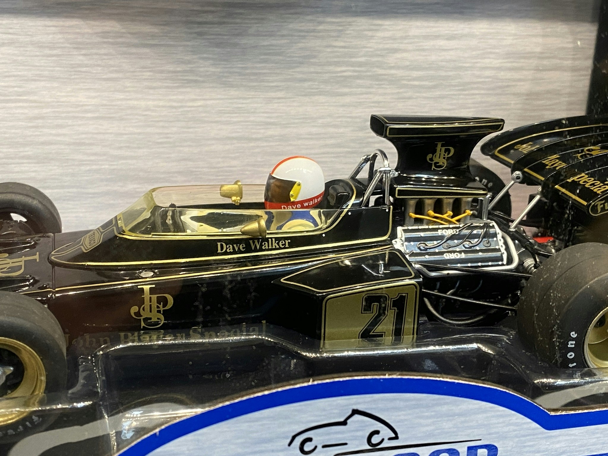 Skala 1/18 Lotus 72D, No.21, John Player team Lotus, GP Spain, D.Walker, 72 fr MCG