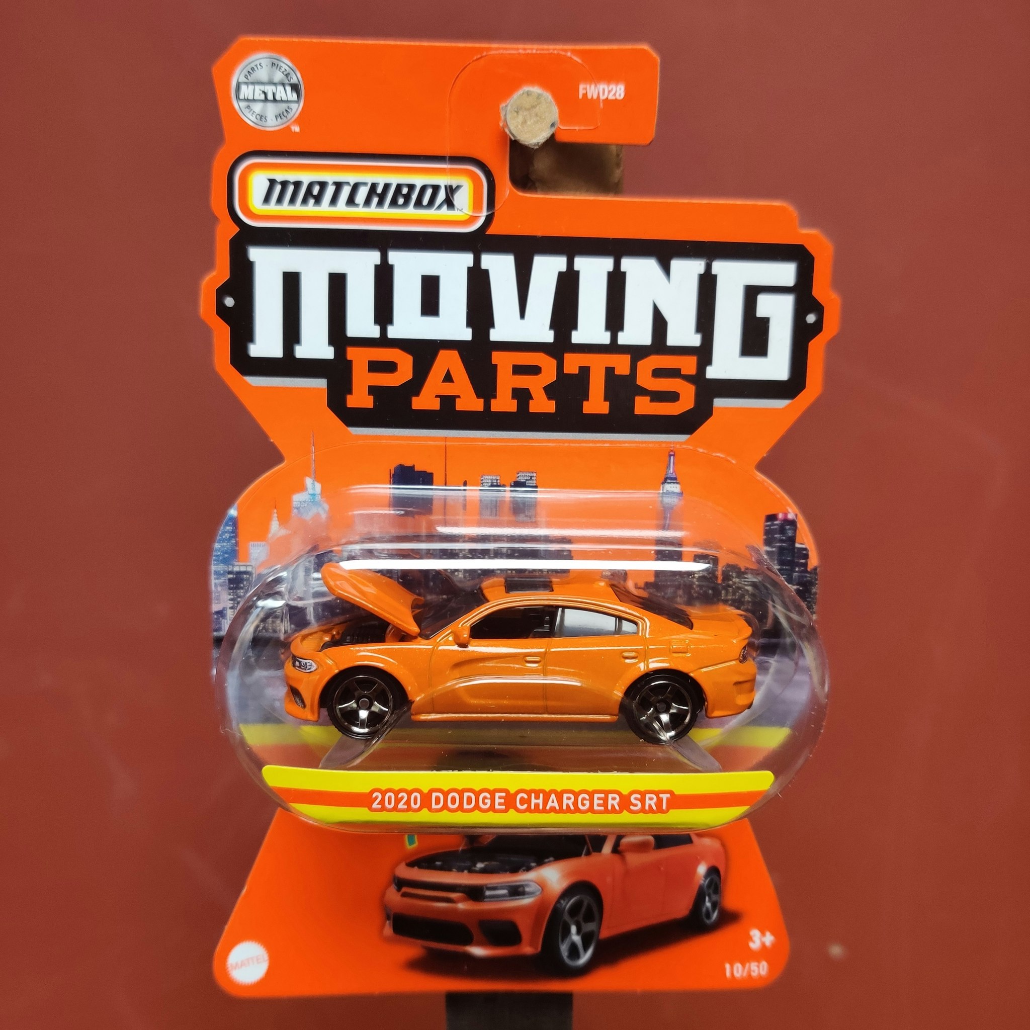 Skala 1/64 Matchbox "Moving parts" - Dodge Charger SRT 2020