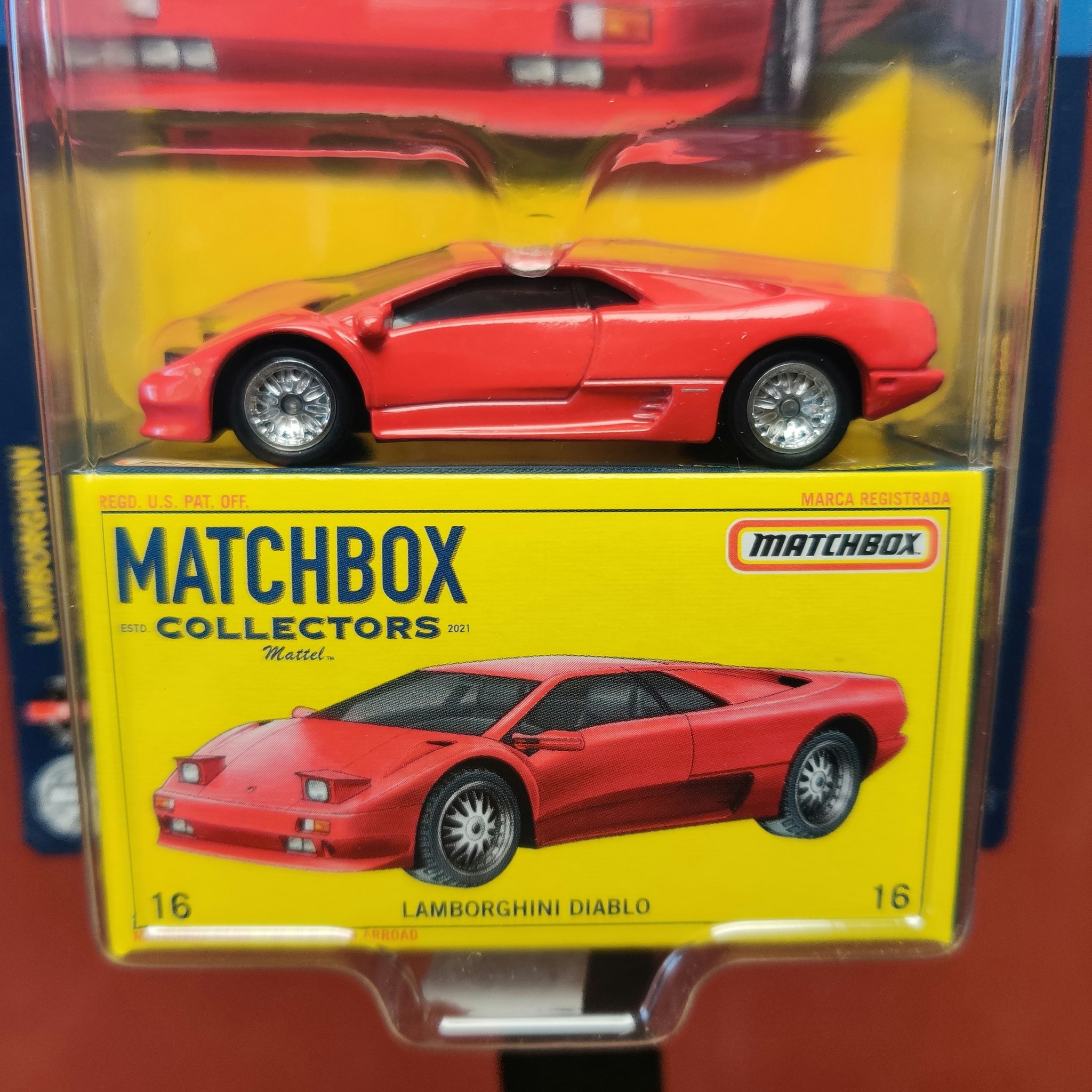 Skala 1/64 MATCHBOX - Collectors - Lamborghini Diablo Uppfällda lyktor